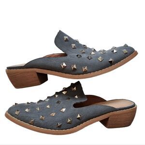 Mi.im  Staurt Vici Gray Studded Loafer Size 8.5